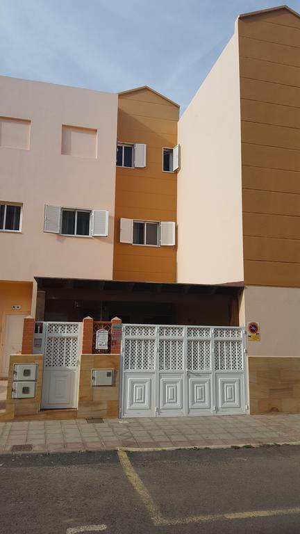 Amazing Duplex 3 Bedrooms Good Wifi With Terrace & Bbq Corralejo Exterior photo